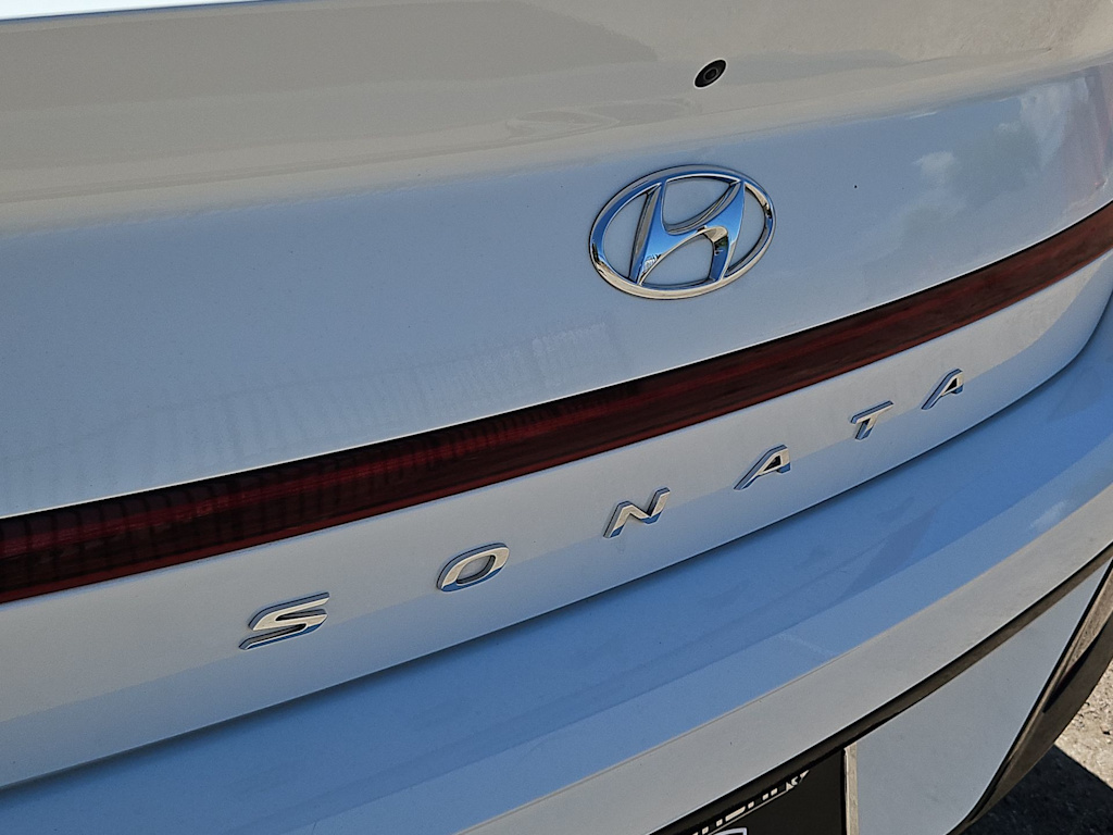 Thumbnail: 2023 Hyundai Sonata - 23