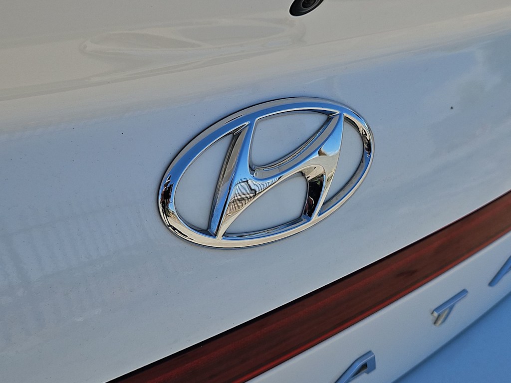 Thumbnail: 2023 Hyundai Sonata - 6