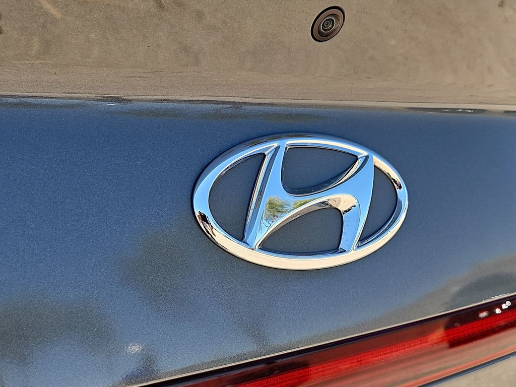 Thumbnail: 2023 Hyundai Sonata - 6