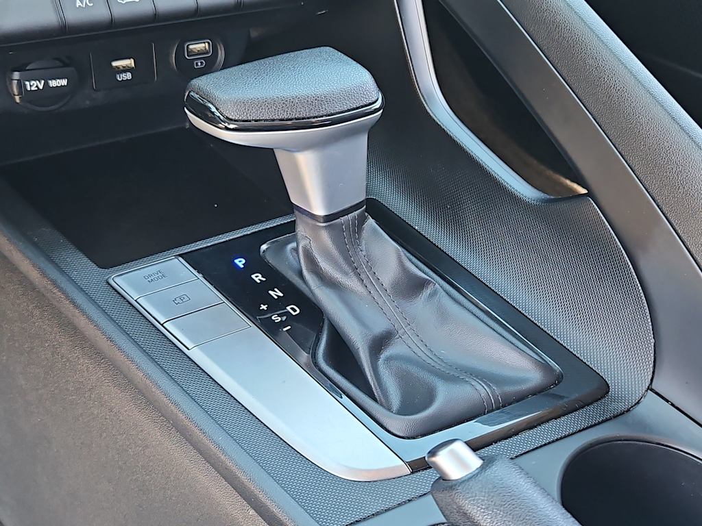 Thumbnail: 2023 Hyundai Elantra - 15