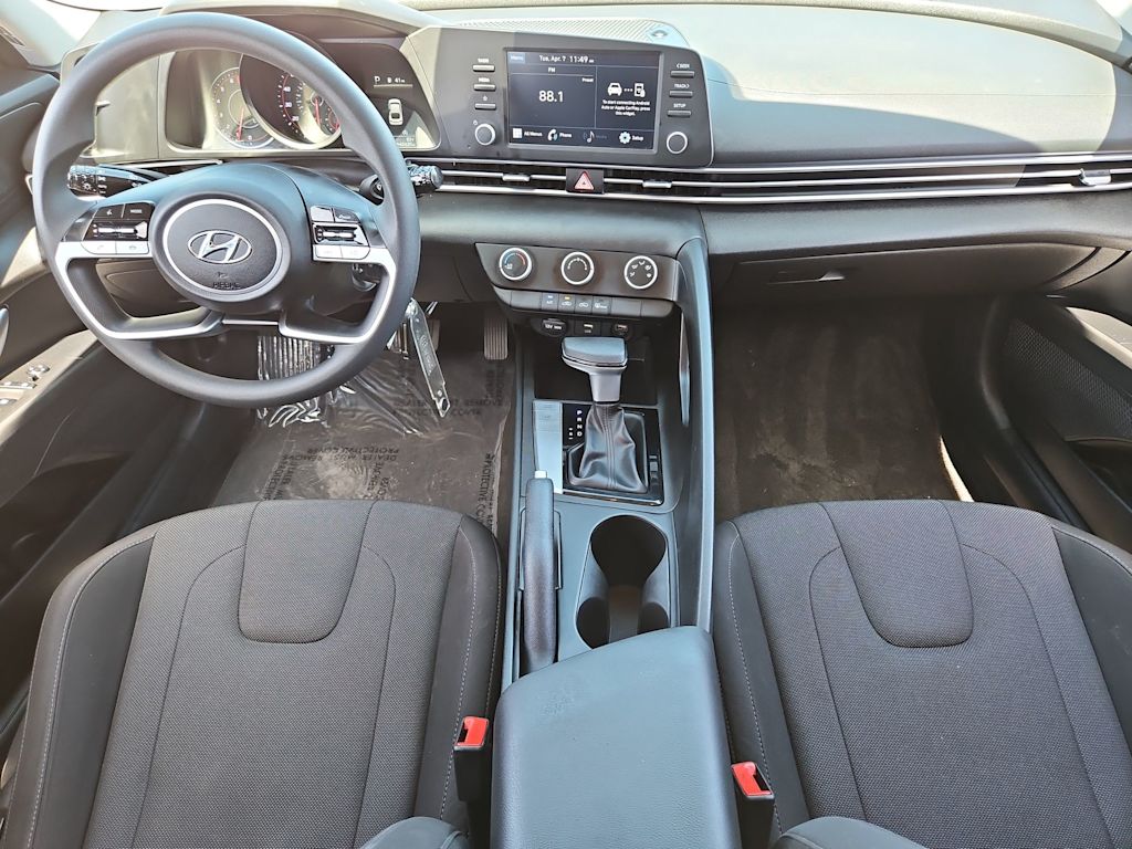 Thumbnail: 2023 Hyundai Elantra - 9