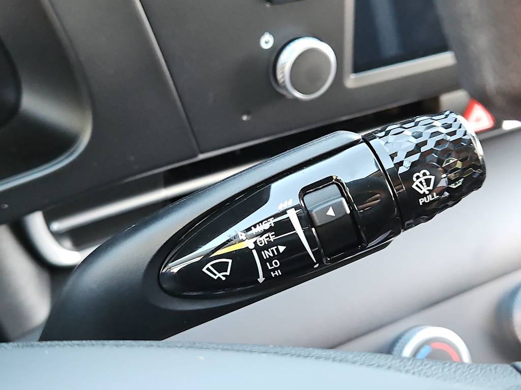 Thumbnail: 2025 Hyundai Elantra - 7