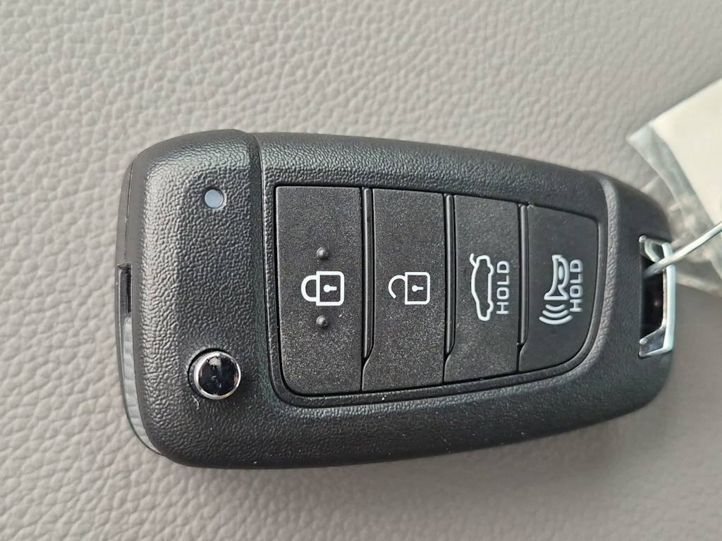 Thumbnail: 2026 Hyundai Elantra - 18