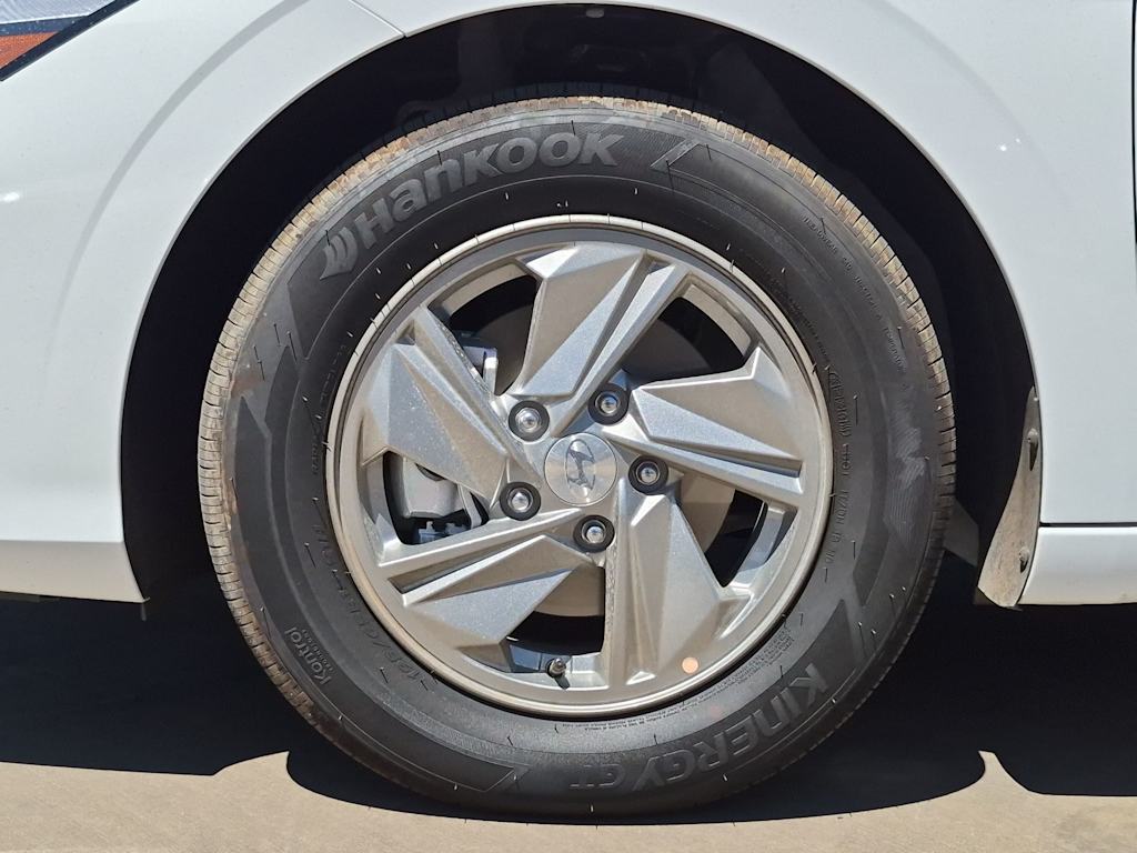Thumbnail: 2026 Hyundai Elantra - 8