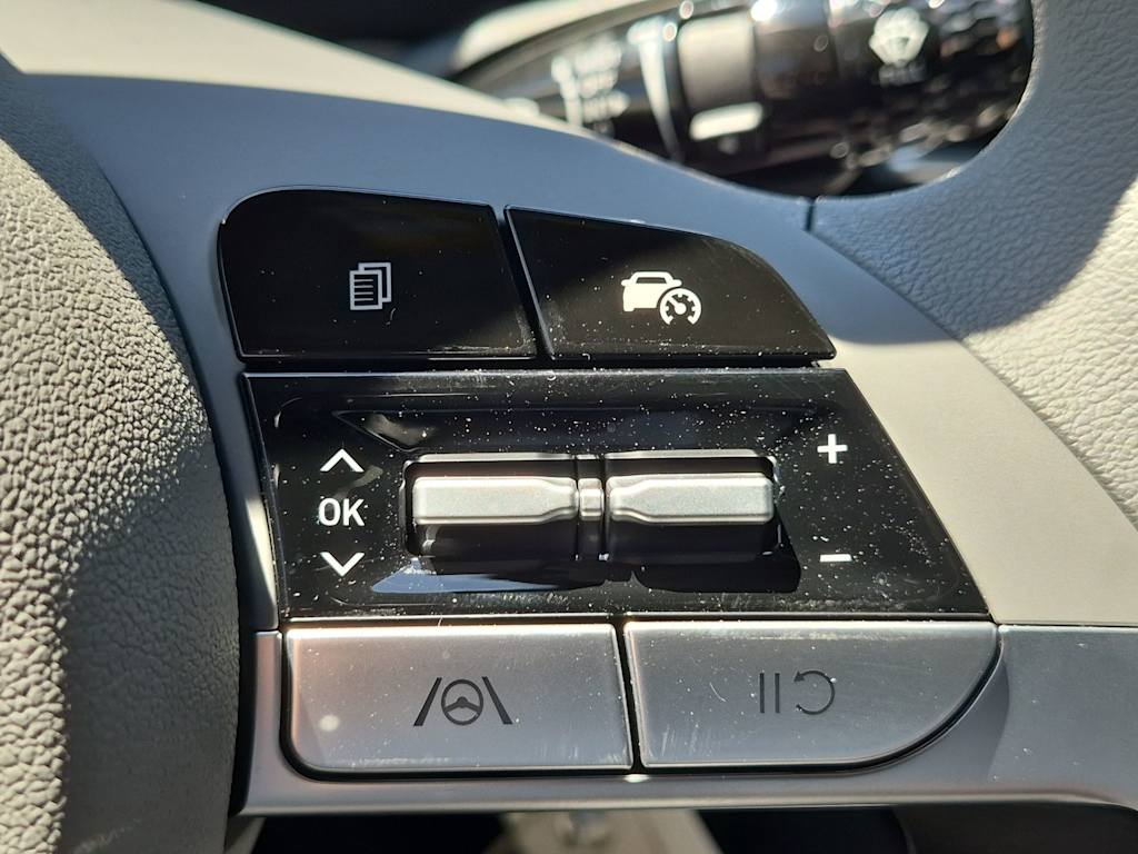 Thumbnail: 2026 Hyundai Elantra - 15
