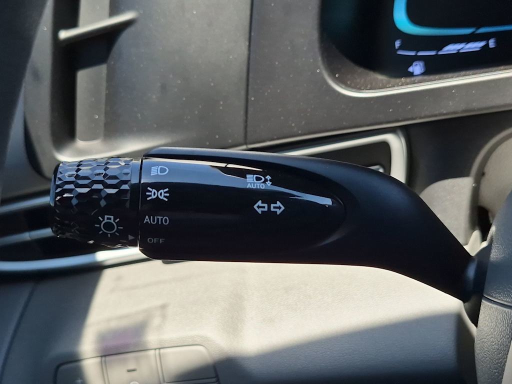 Thumbnail: 2026 Hyundai Elantra - 16
