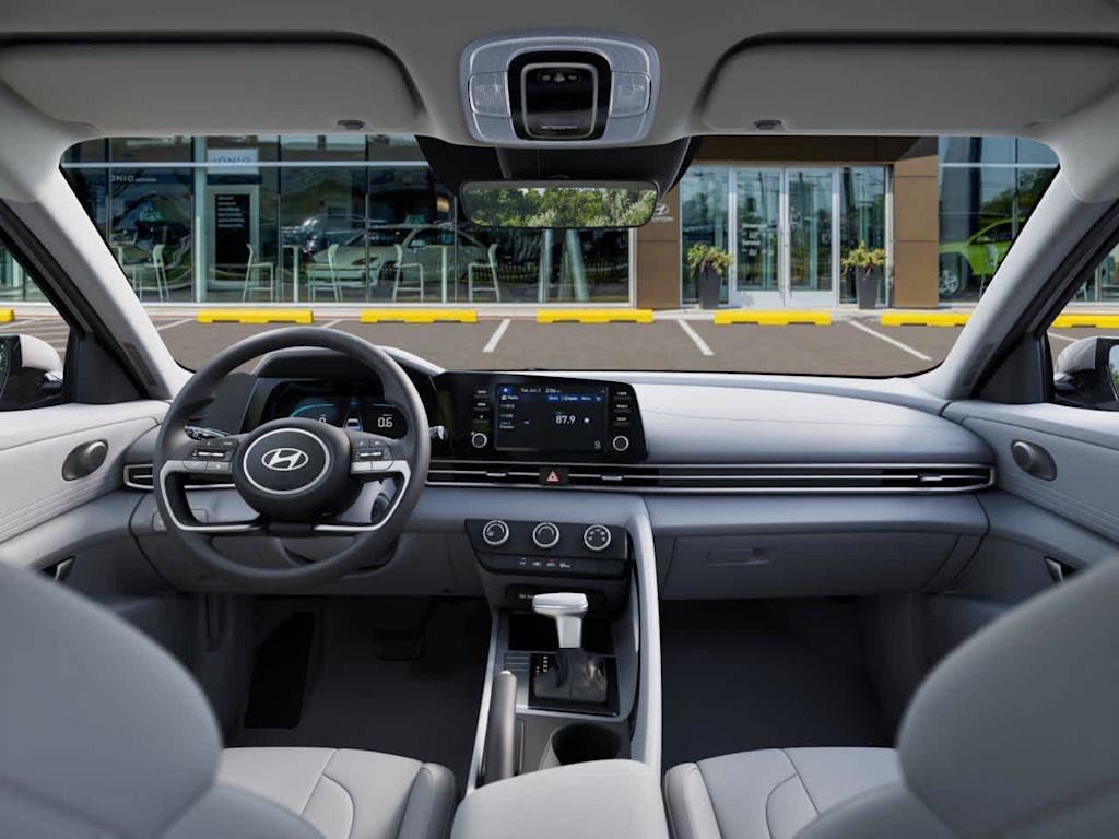 Thumbnail: 2025 Hyundai Elantra - 2