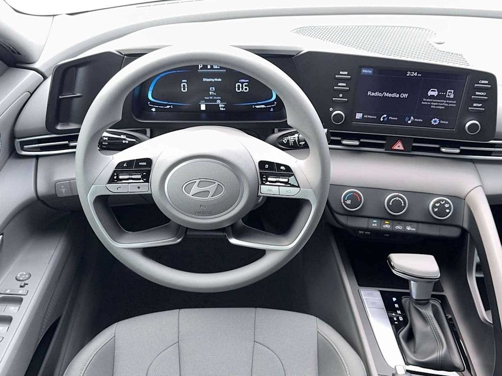 Thumbnail: 2026 Hyundai Elantra - 9