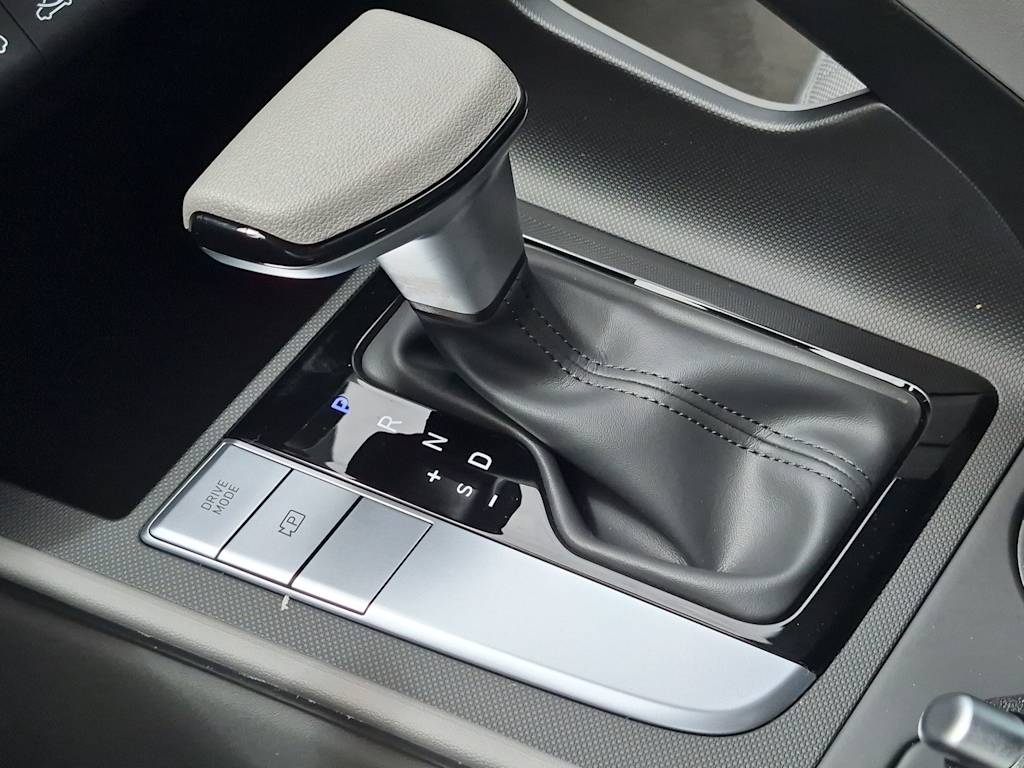 Thumbnail: 2026 Hyundai Elantra - 15