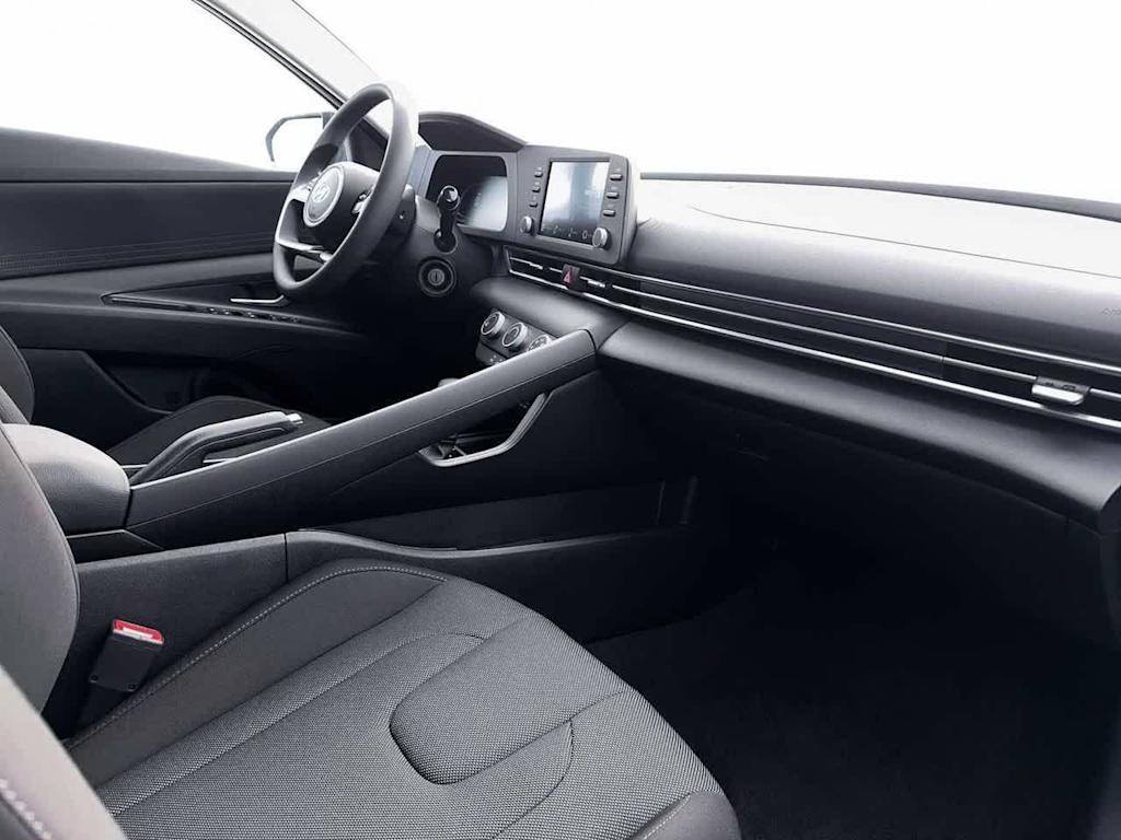 Thumbnail: 2026 Hyundai Elantra - 10