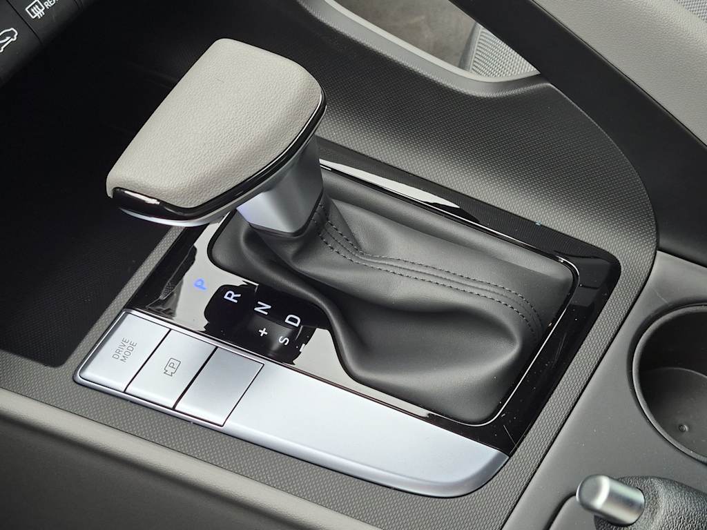 Thumbnail: 2026 Hyundai Elantra - 14