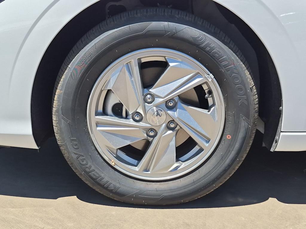 Thumbnail: 2026 Hyundai Elantra - 8