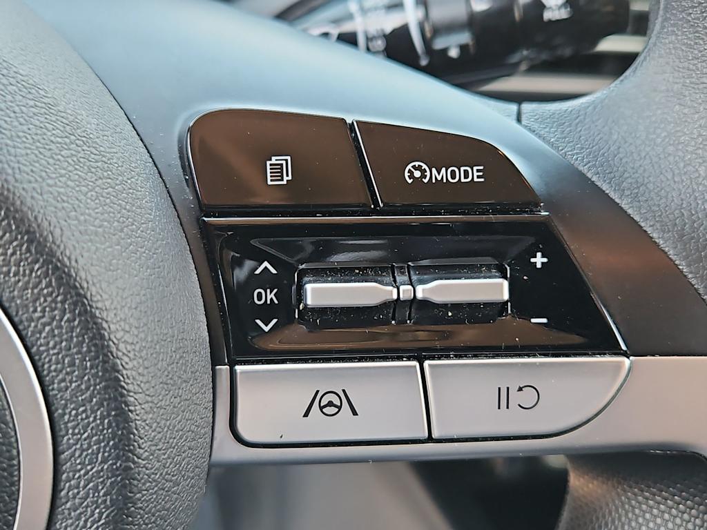 Thumbnail: 2023 Hyundai Elantra - 29