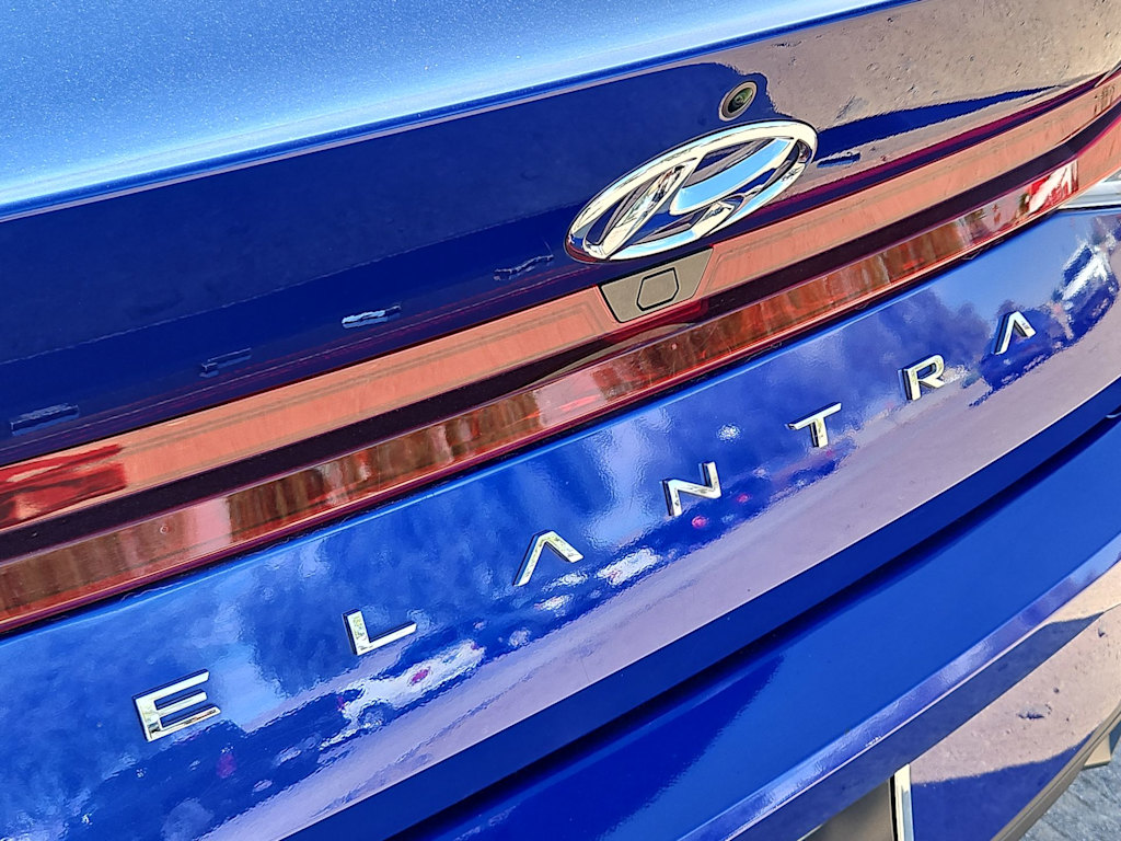 Thumbnail: 2023 Hyundai Elantra - 25