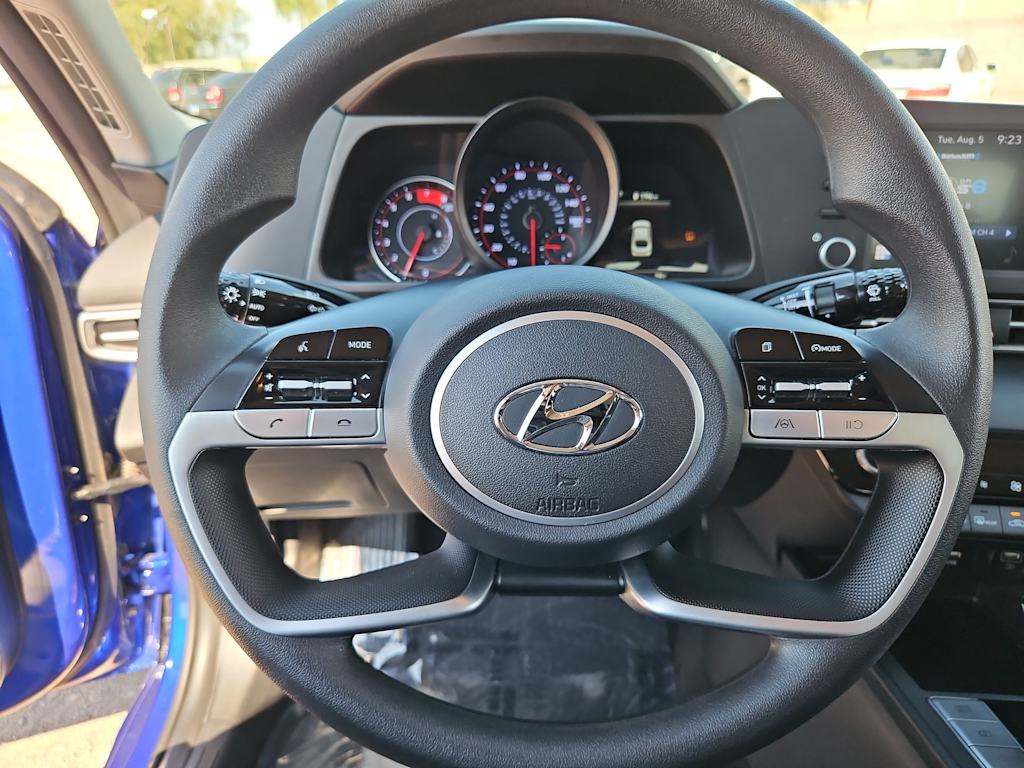 Thumbnail: 2023 Hyundai Elantra - 14