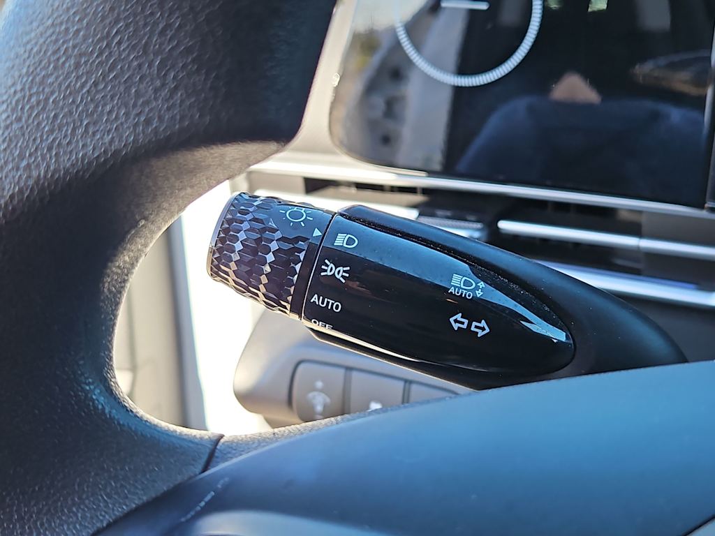 Thumbnail: 2024 Hyundai Elantra - 30