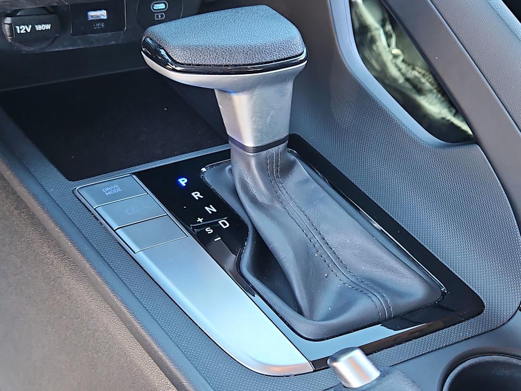 Thumbnail: 2024 Hyundai Elantra - 16