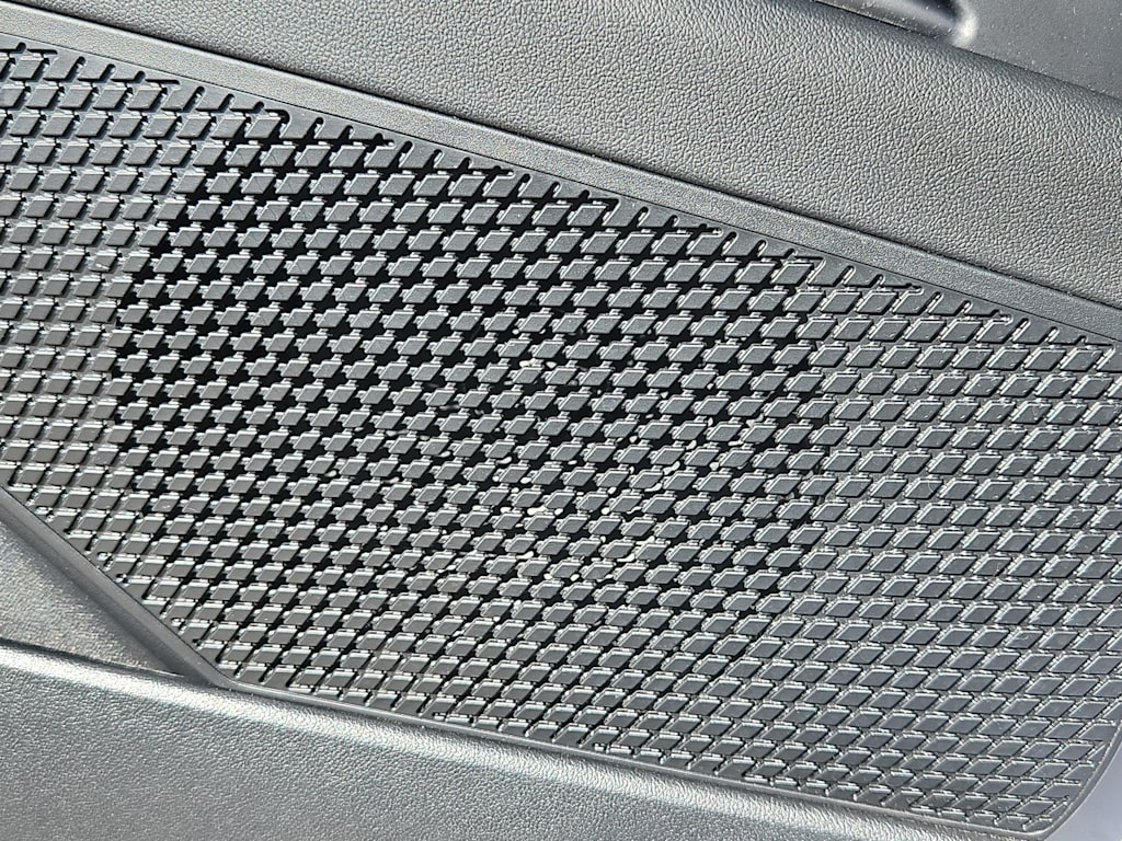 Thumbnail: 2024 Hyundai Elantra - 33