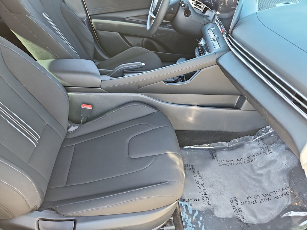 Thumbnail: 2024 Hyundai Elantra - 26