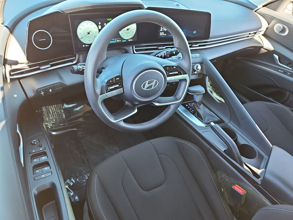 Thumbnail: 2024 Hyundai Elantra - 2