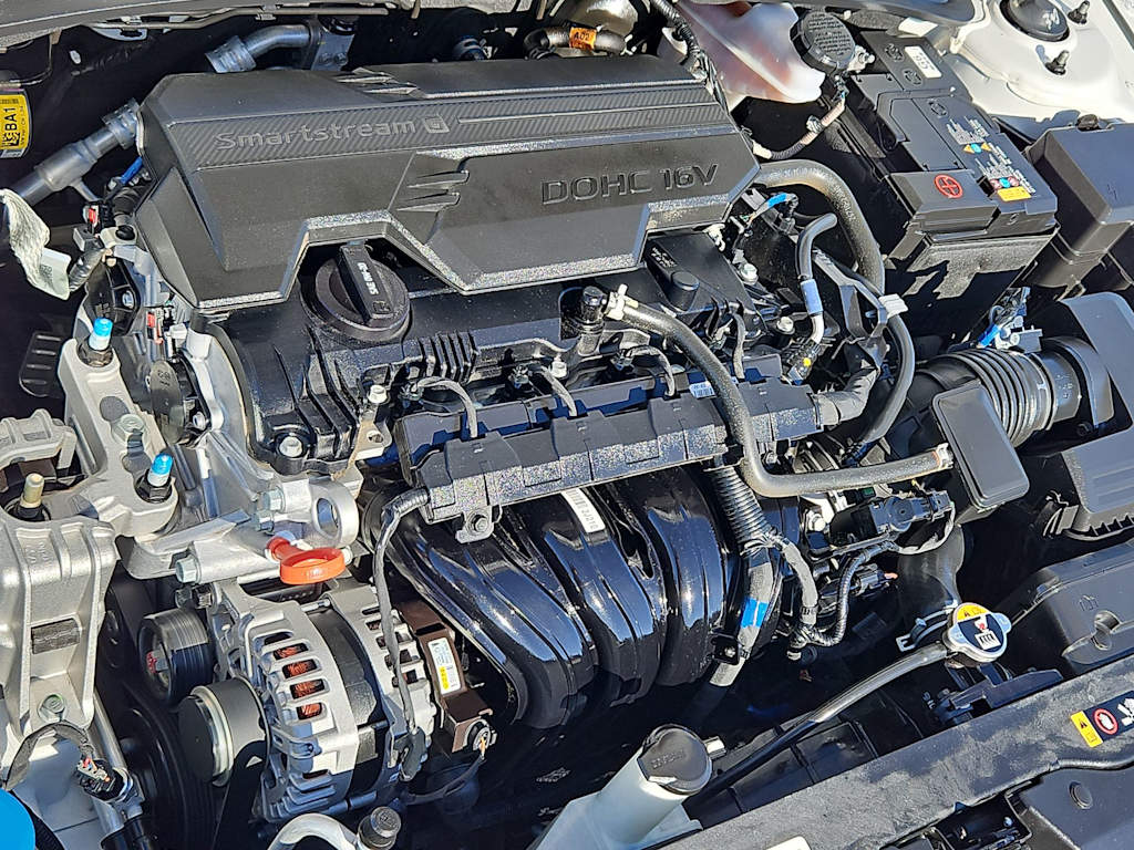 Thumbnail: 2024 Hyundai Elantra - 9