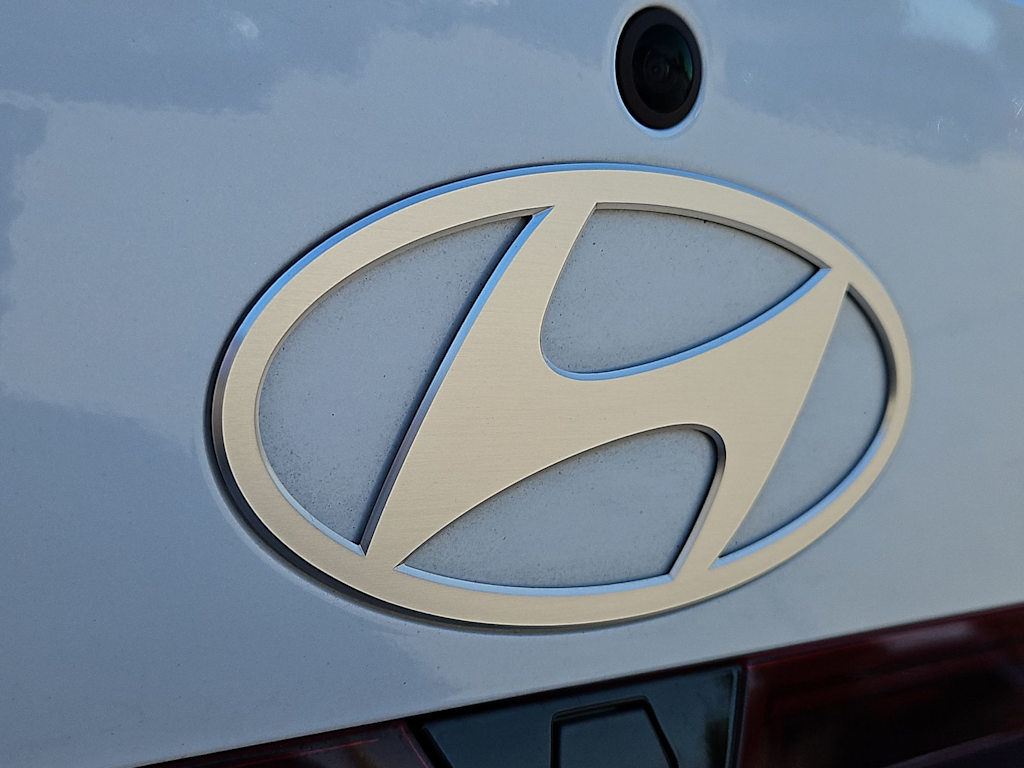 Thumbnail: 2024 Hyundai Elantra - 7