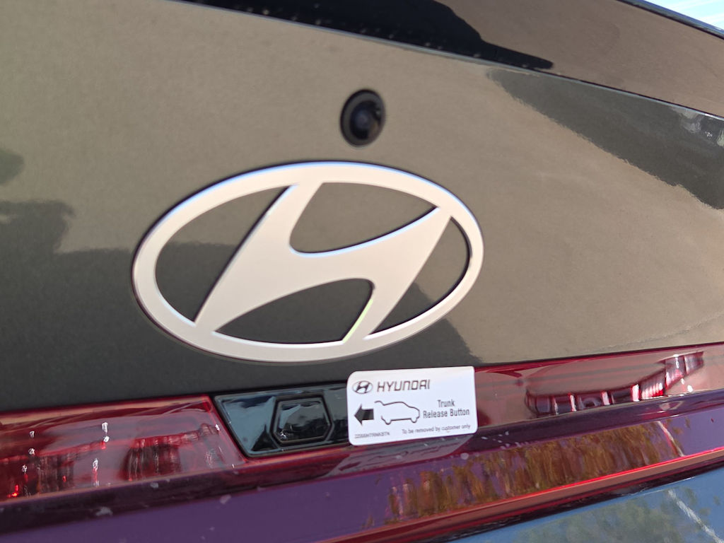 Thumbnail: 2025 Hyundai Elantra - 7