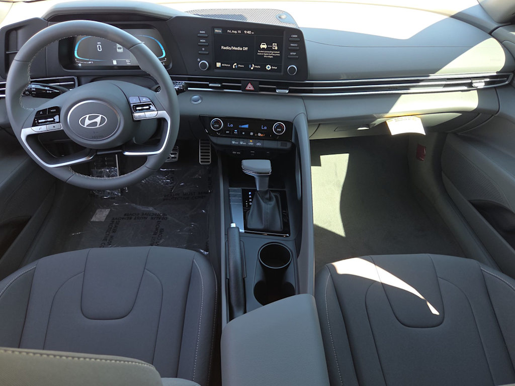 Thumbnail: 2025 Hyundai Elantra - 8