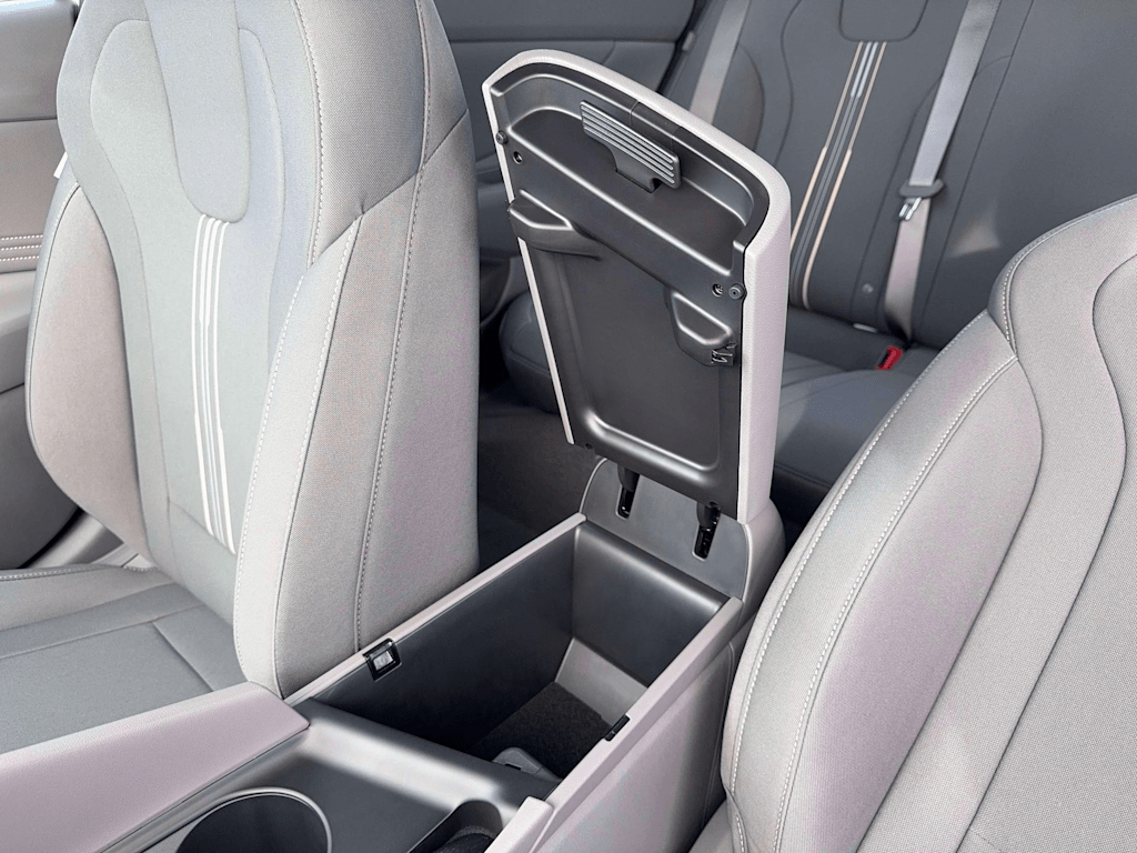 Thumbnail: 2026 Hyundai Elantra - 8