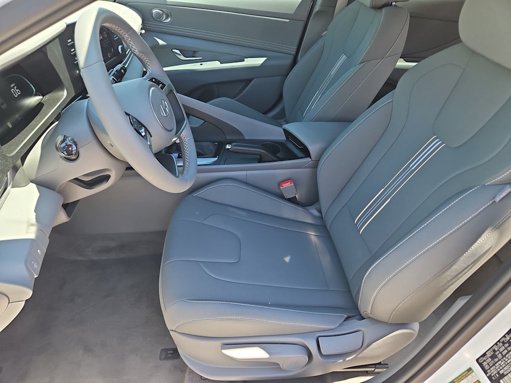 Thumbnail: 2026 Hyundai Elantra - 11