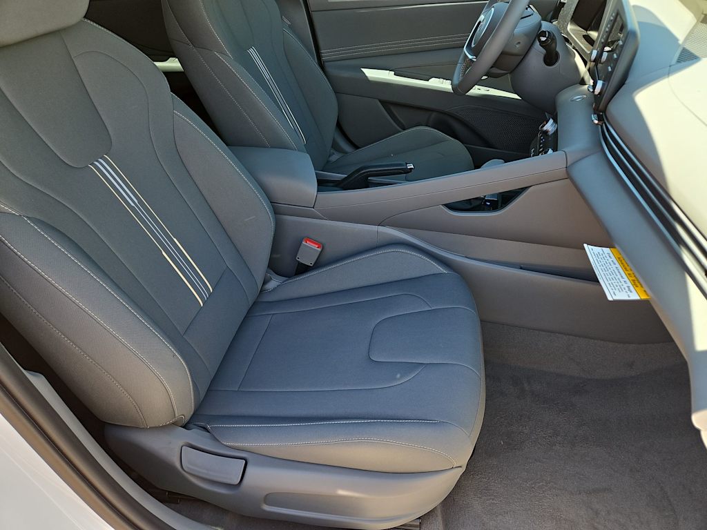 Thumbnail: 2026 Hyundai Elantra - 12