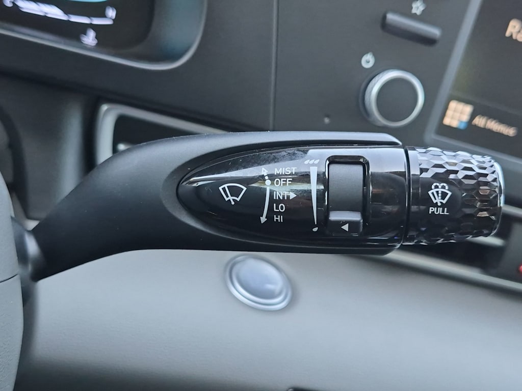 Thumbnail: 2026 Hyundai Elantra - 30