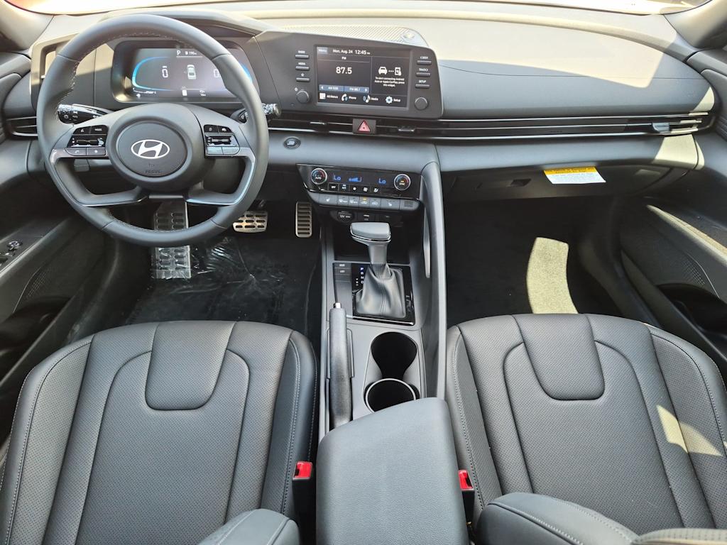 Thumbnail: 2026 Hyundai Elantra - 10