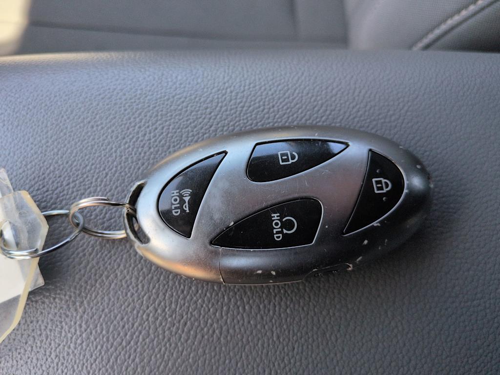 Thumbnail: 2024 Hyundai Elantra - 19
