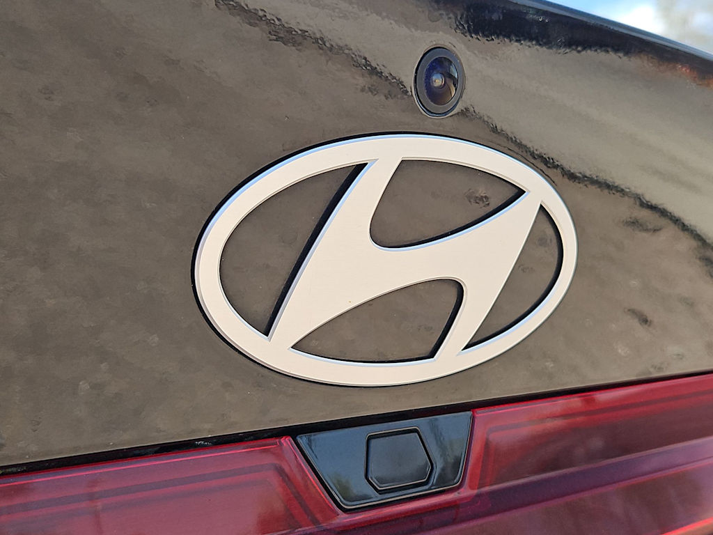 Thumbnail: 2024 Hyundai Elantra - 7