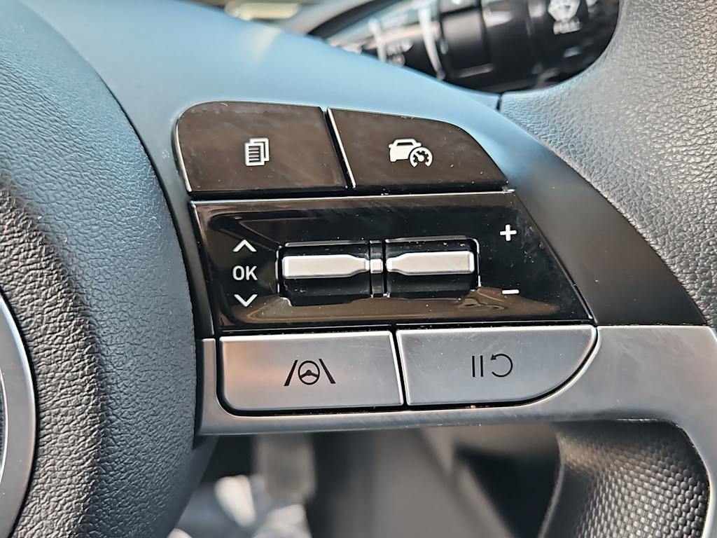 Thumbnail: 2024 Hyundai Elantra - 28
