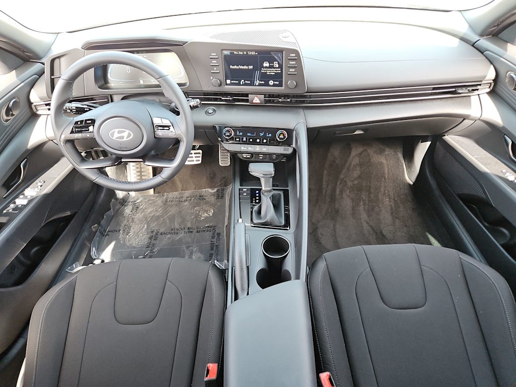 Thumbnail: 2025 Hyundai Elantra - 8
