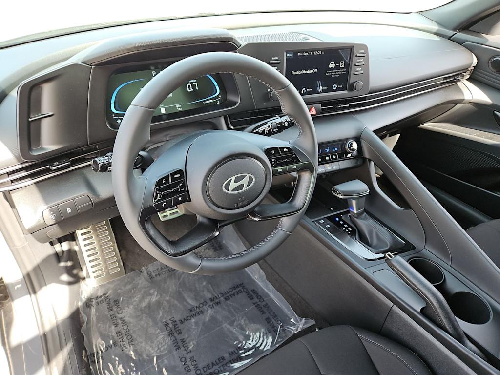 Thumbnail: 2025 Hyundai Elantra - 2