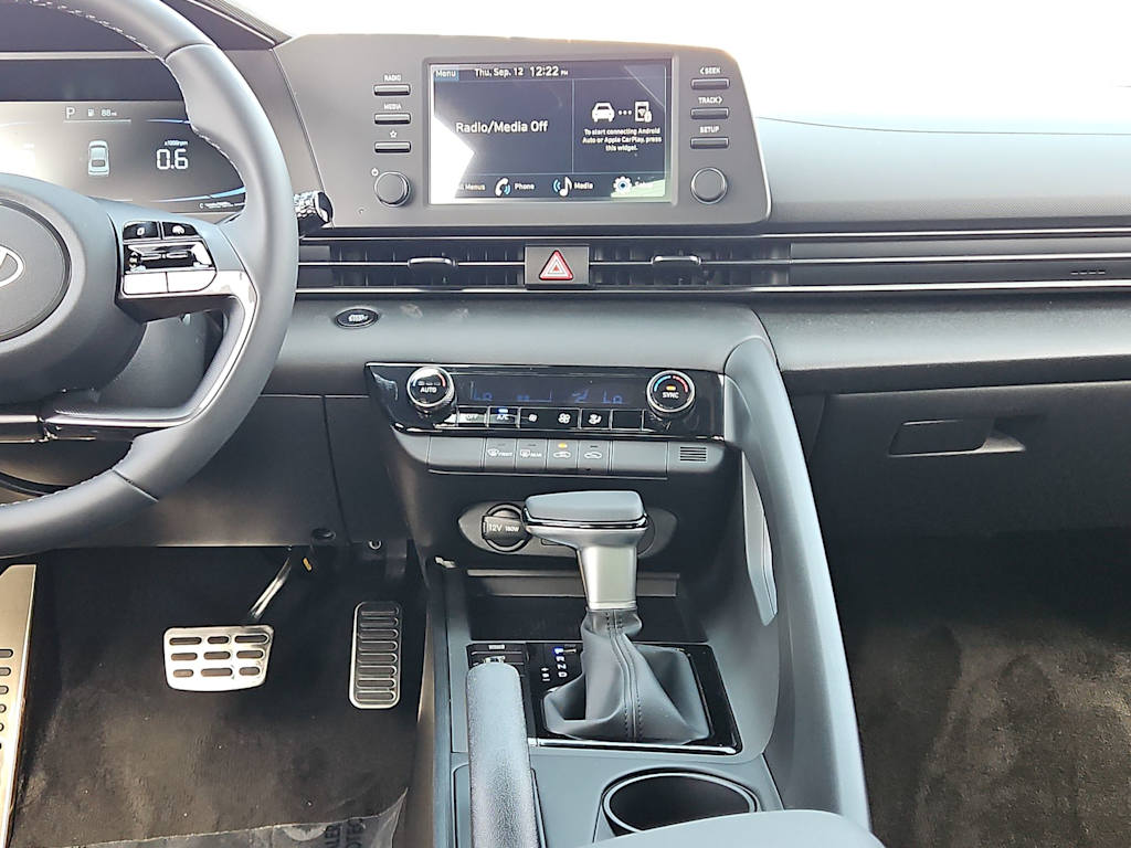 Thumbnail: 2025 Hyundai Elantra - 13