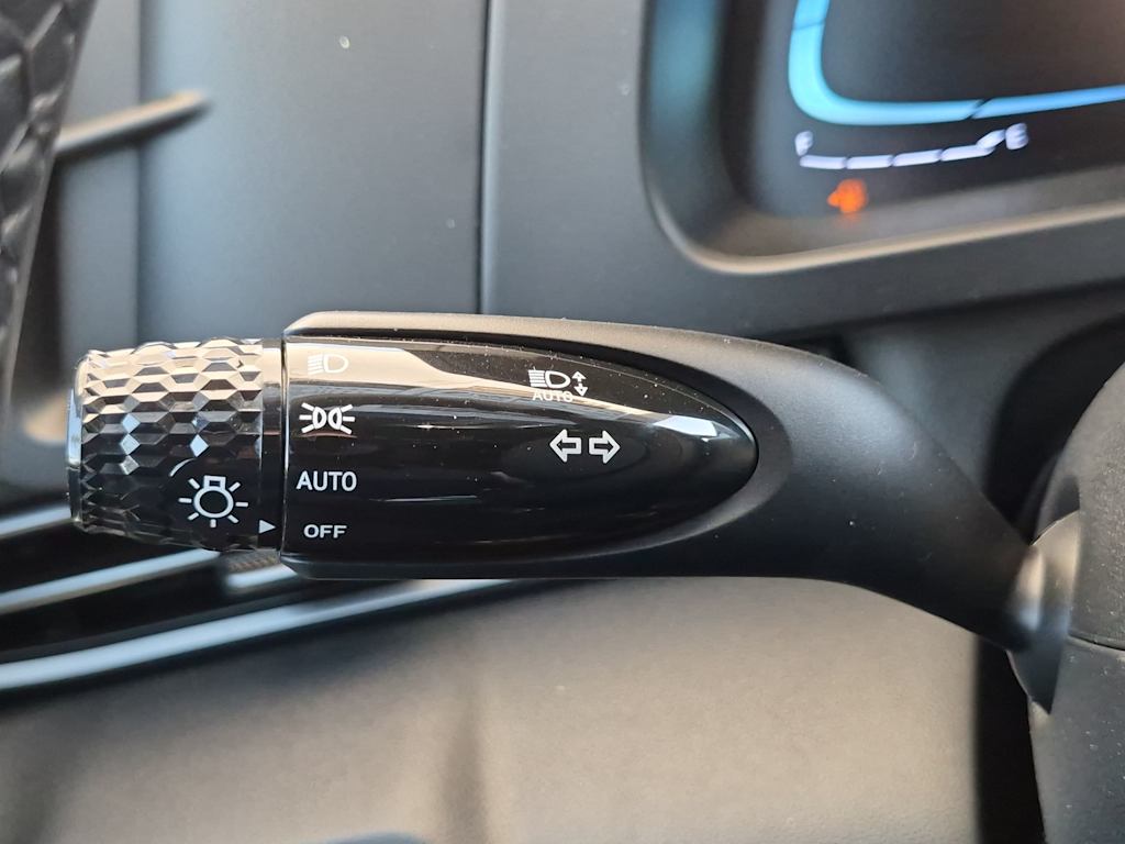 Thumbnail: 2026 Hyundai Elantra - 16