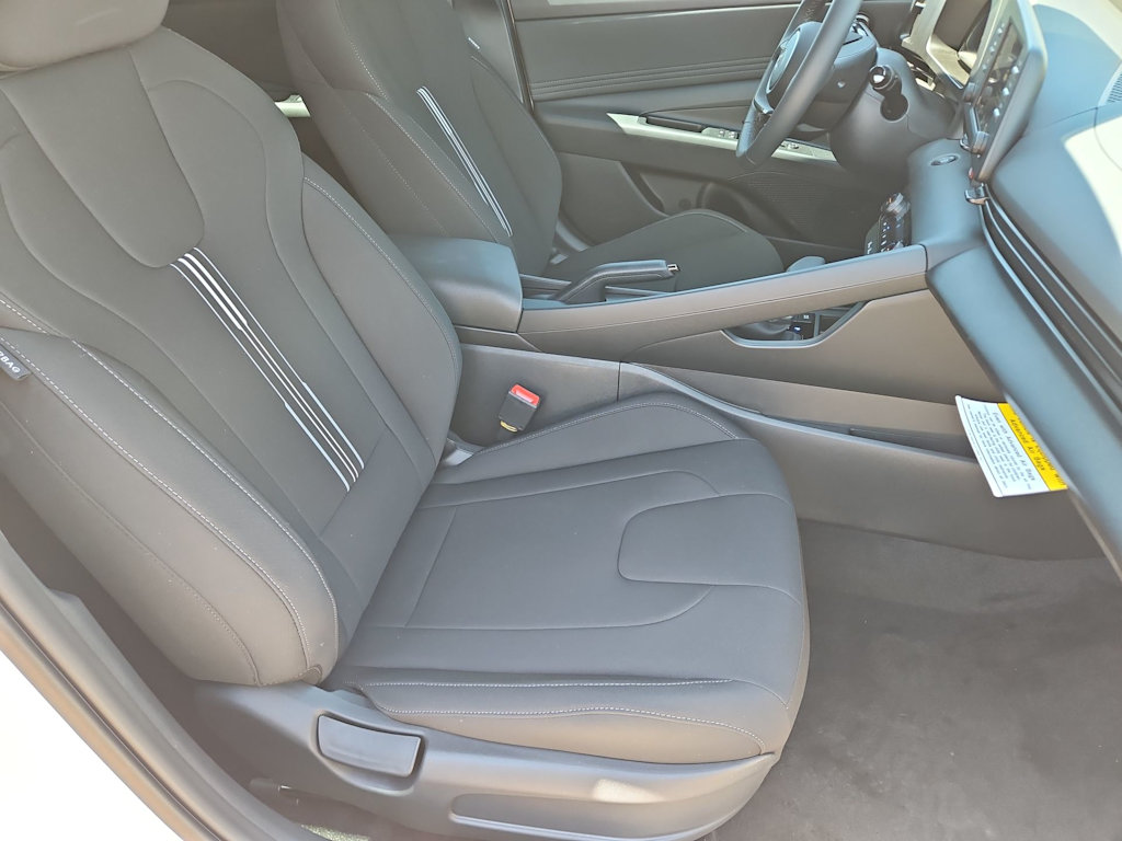 Thumbnail: 2026 Hyundai Elantra - 27