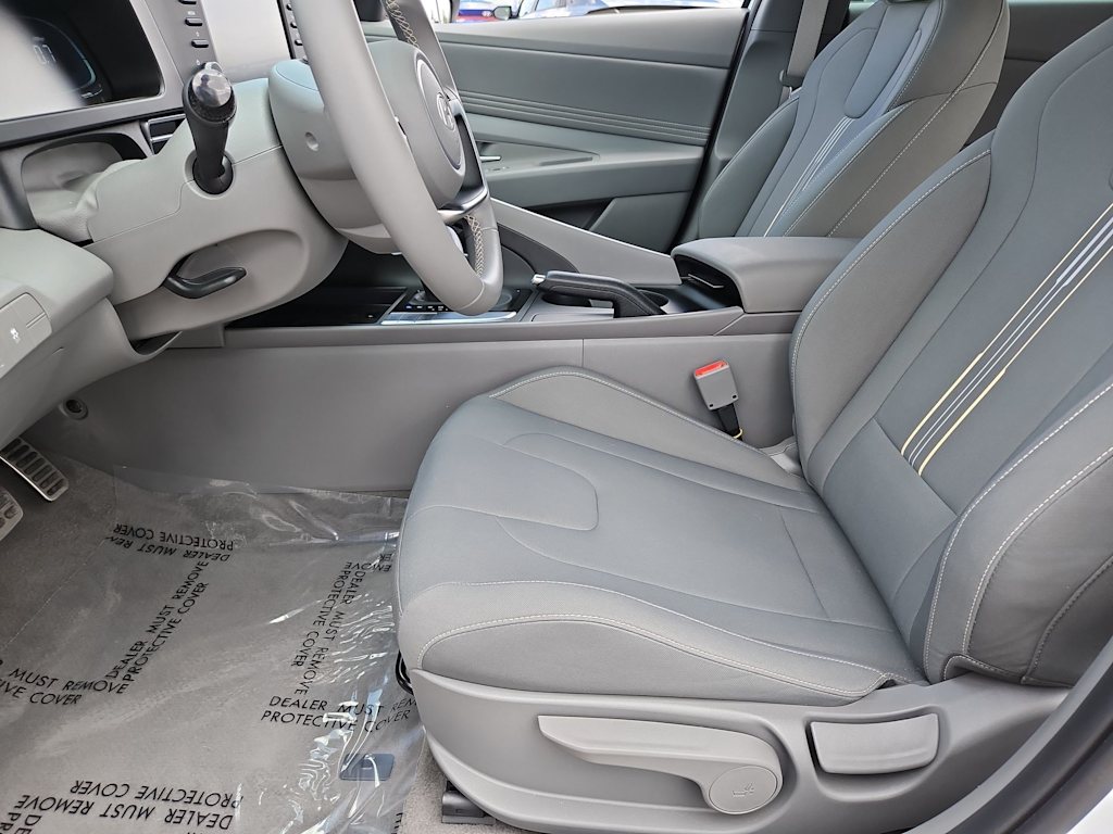 Thumbnail: 2026 Hyundai Elantra - 10
