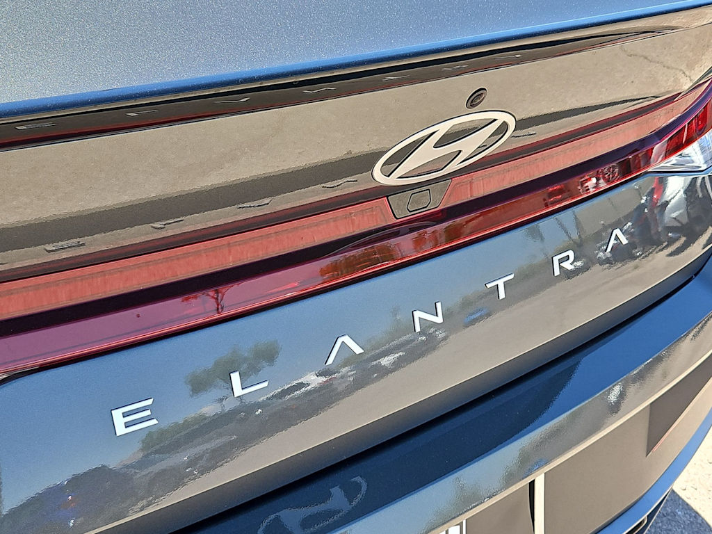 Thumbnail: 2026 Hyundai Elantra - 24
