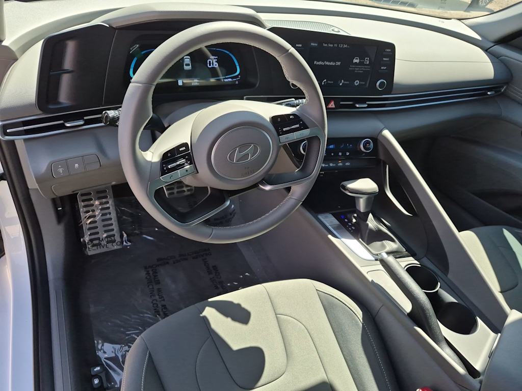 Thumbnail: 2026 Hyundai Elantra - 2