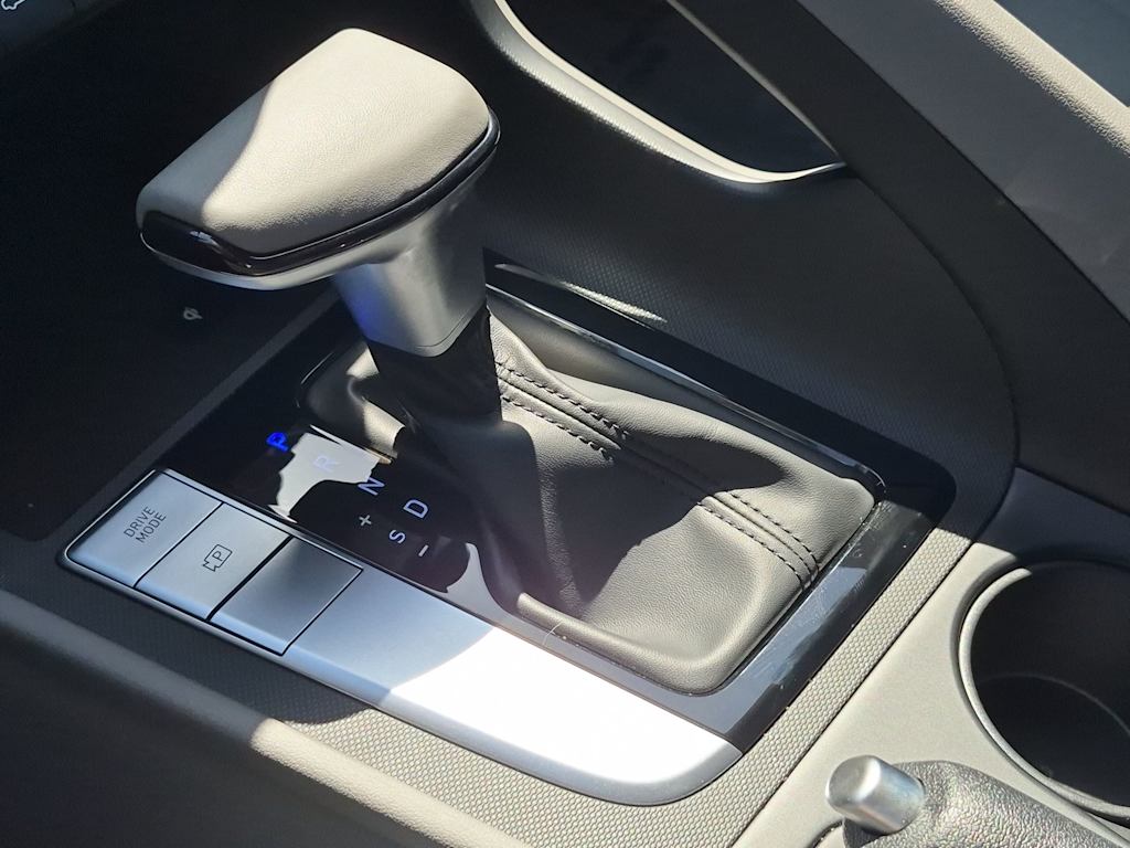 Thumbnail: 2026 Hyundai Elantra - 16