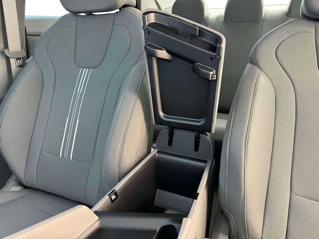 Thumbnail: 2025 Hyundai Elantra - 18