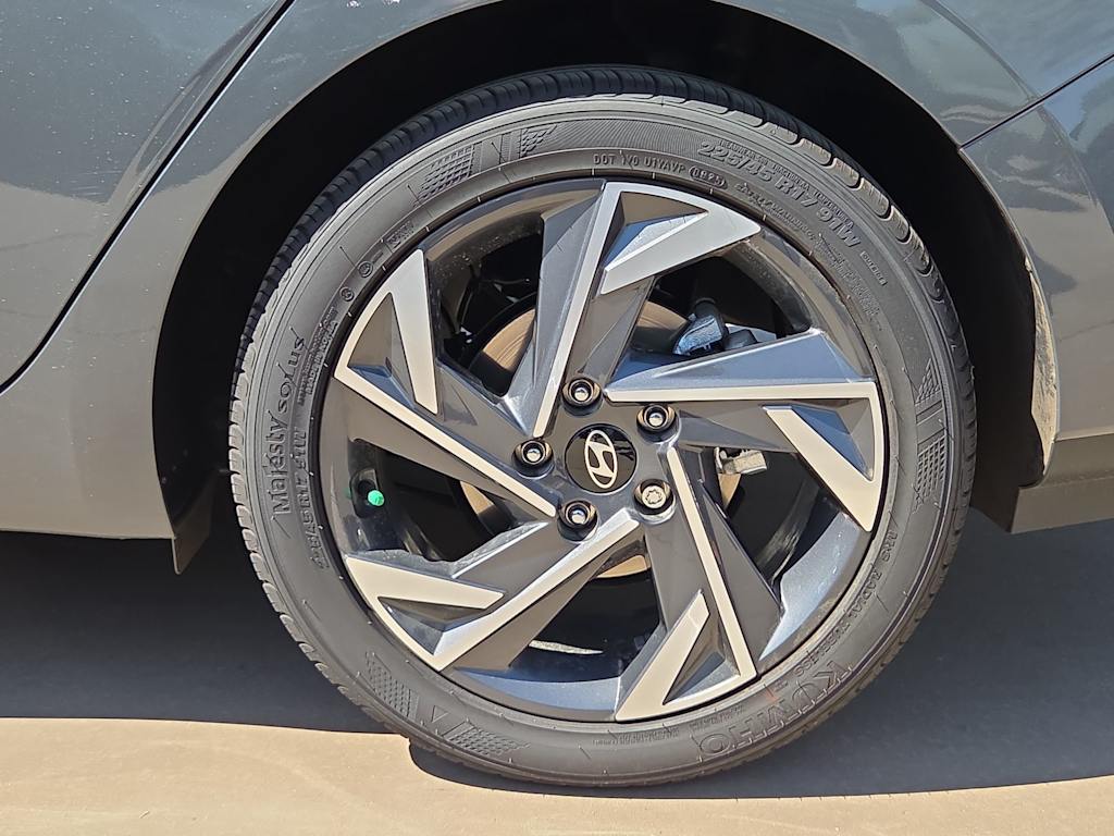 Thumbnail: 2025 Hyundai Elantra - 8