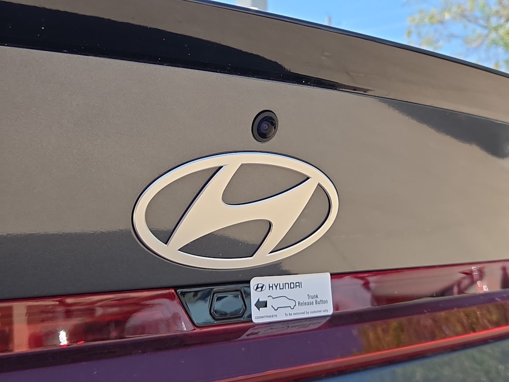 Thumbnail: 2025 Hyundai Elantra - 7