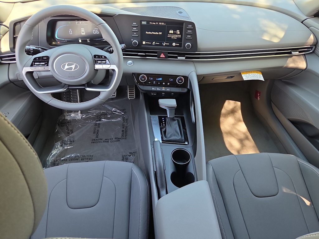 Thumbnail: 2025 Hyundai Elantra - 9