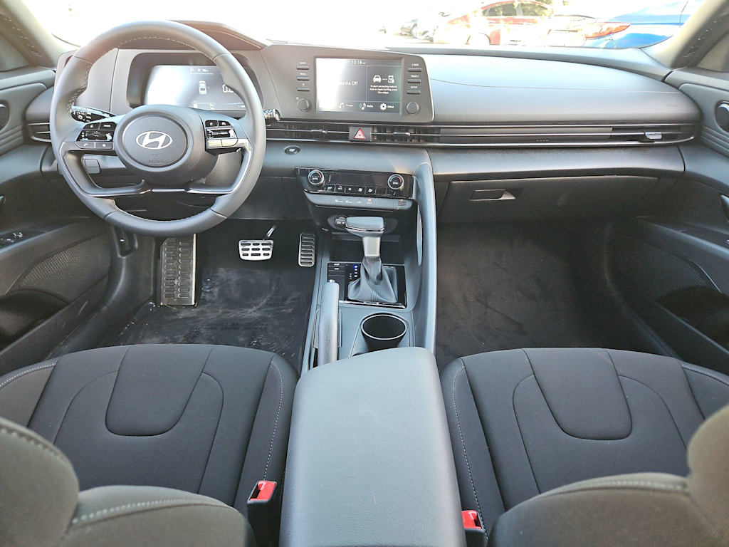 Thumbnail: 2025 Hyundai Elantra - 9